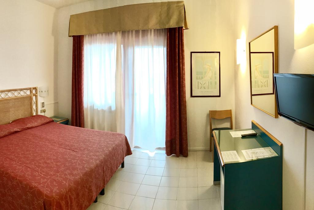 Hotel Palme Monterosso al Mare Esterno foto