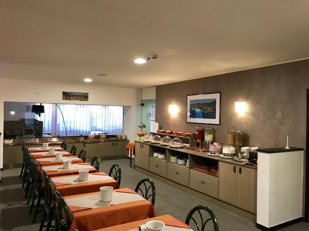 Hotel Palme Monterosso al Mare Esterno foto