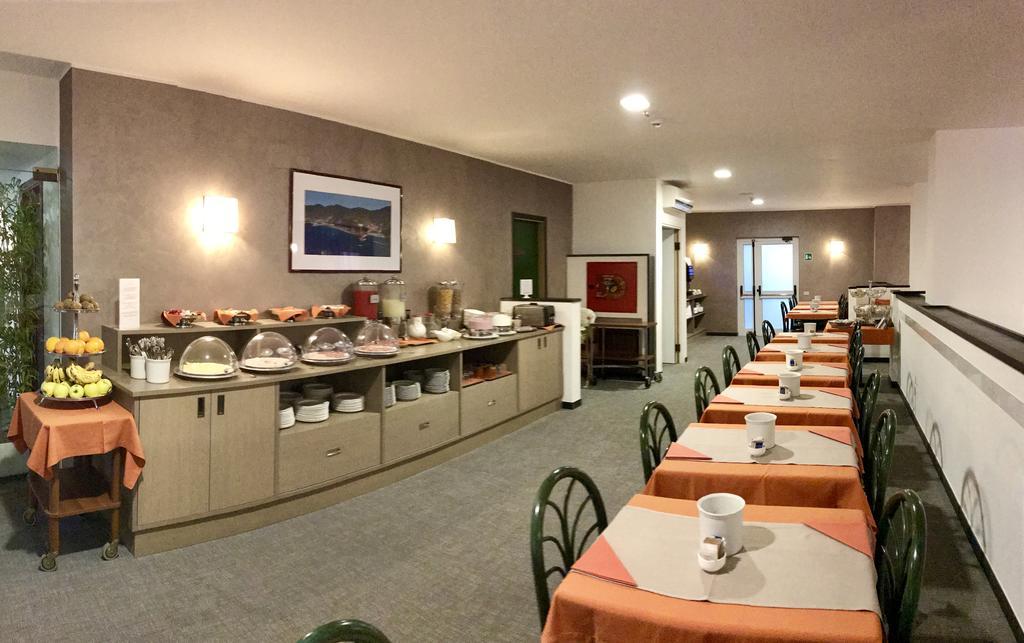 Hotel Palme Monterosso al Mare Esterno foto